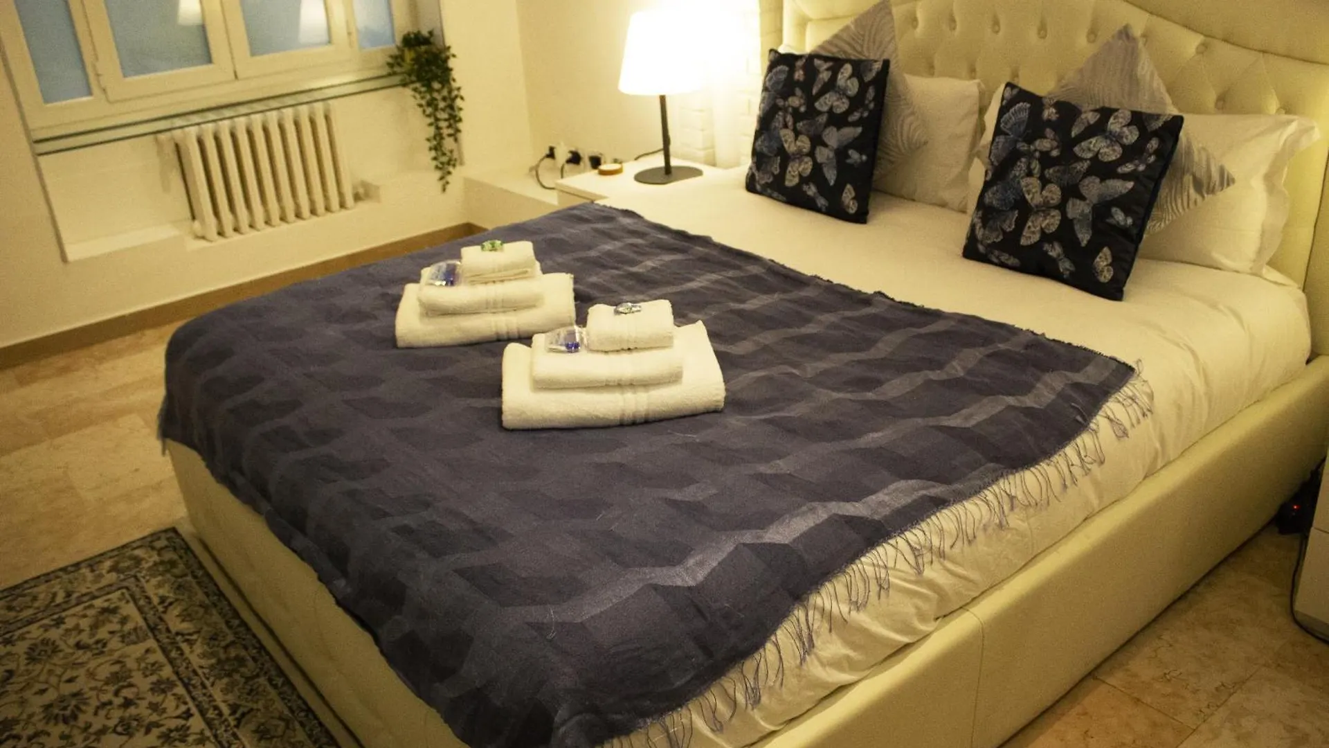 Bb Navigli Bed & Breakfast Milan Italy